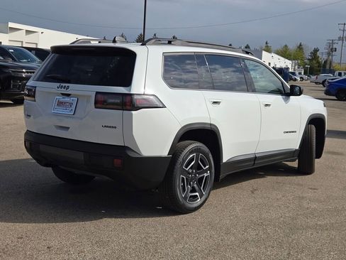 New 2026 Jeep Cherokee Laredo AWD/4WD image 11