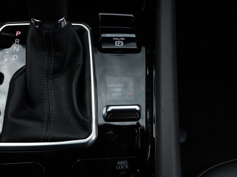 New 2026 Jeep Compass Latitude AWD/4WD image 19