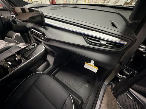 New 2026 Buick Enclave Preferred w/ Power Package image 28