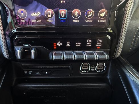 Used 2019 RAM 1500 Limited AWD/4WD image 23