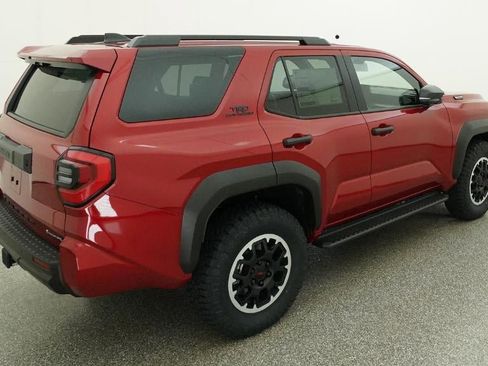 New 2026 Toyota 4Runner TRD Off-Road Premium AWD/4WD image 9