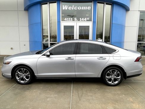 Used 2024 Honda Accord EX image 1
