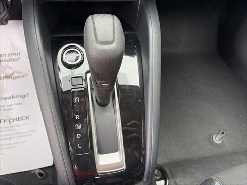 New 2025 Nissan Versa SV image 18