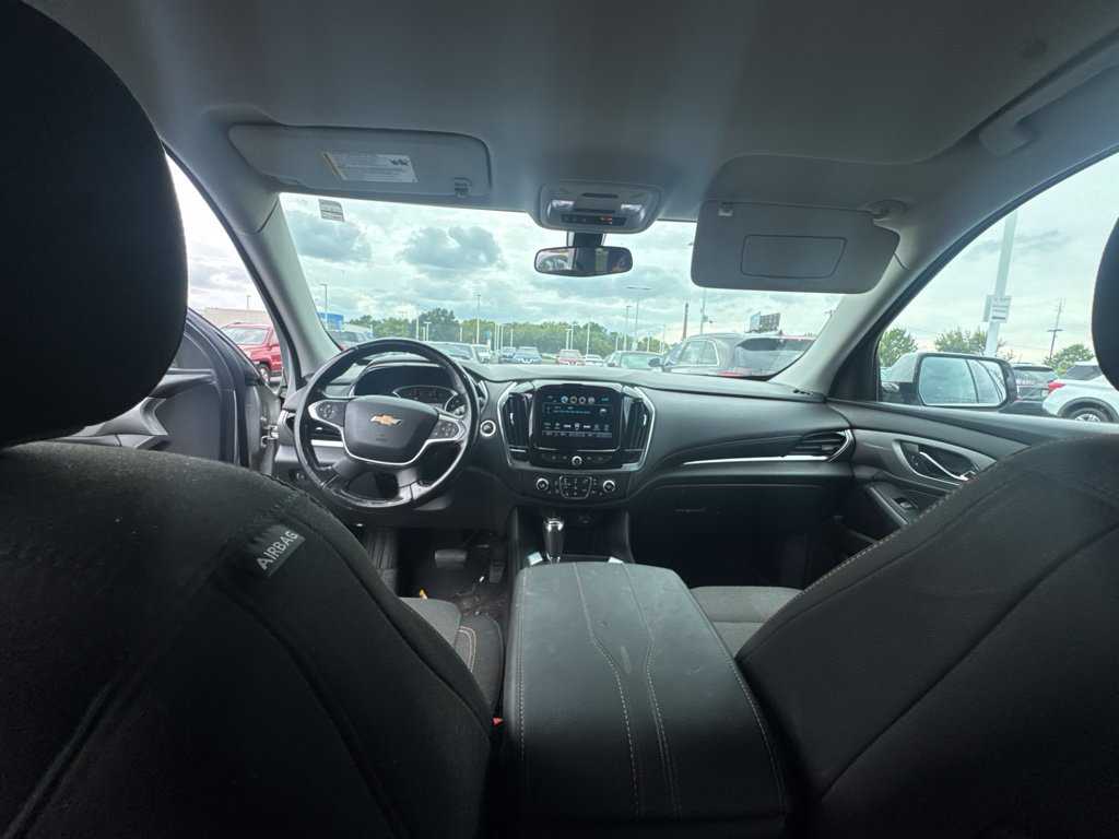 Used 2019 Chevrolet Traverse LT FWD image 25