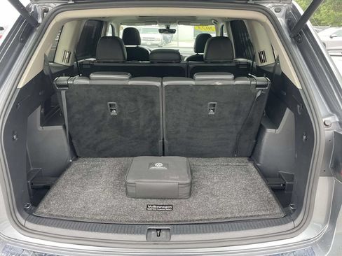Certified 2023 Volkswagen Atlas SE w/ Panoramic Sunroof Package FWD image 10