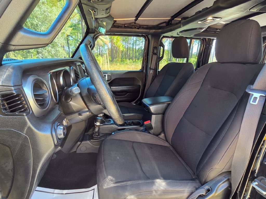 Used 2023 Jeep Wrangler Unlimited Sport AWD/4WD image 15