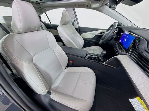 New 2026 Toyota Camry XLE w/ Premium Plus Package image 32