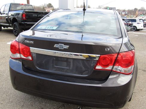 Used 2014 Chevrolet Cruze LT image 8
