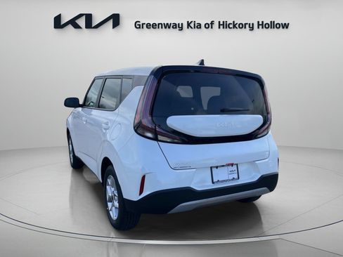 New 2025 Kia Soul LX image 5