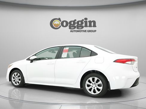New 2026 Toyota Corolla LE FWD image 7