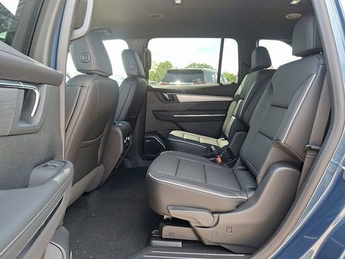 New 2026 Buick Enclave Preferred w/ Power Package image 6