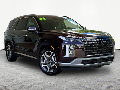 Used 2024 Hyundai Palisade Limited AWD/4WD image 3
