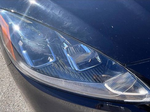 Used 2020 Ford Escape SE image 31