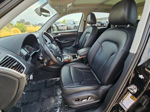 Used 2017 Audi Q5 2.0T Premium Plus w/ Technology Package AWD/4WD image 19