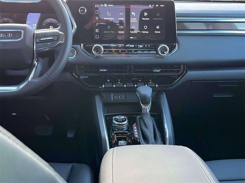 New 2026 GMC Canyon Elevation w/ Convenience Package image 14