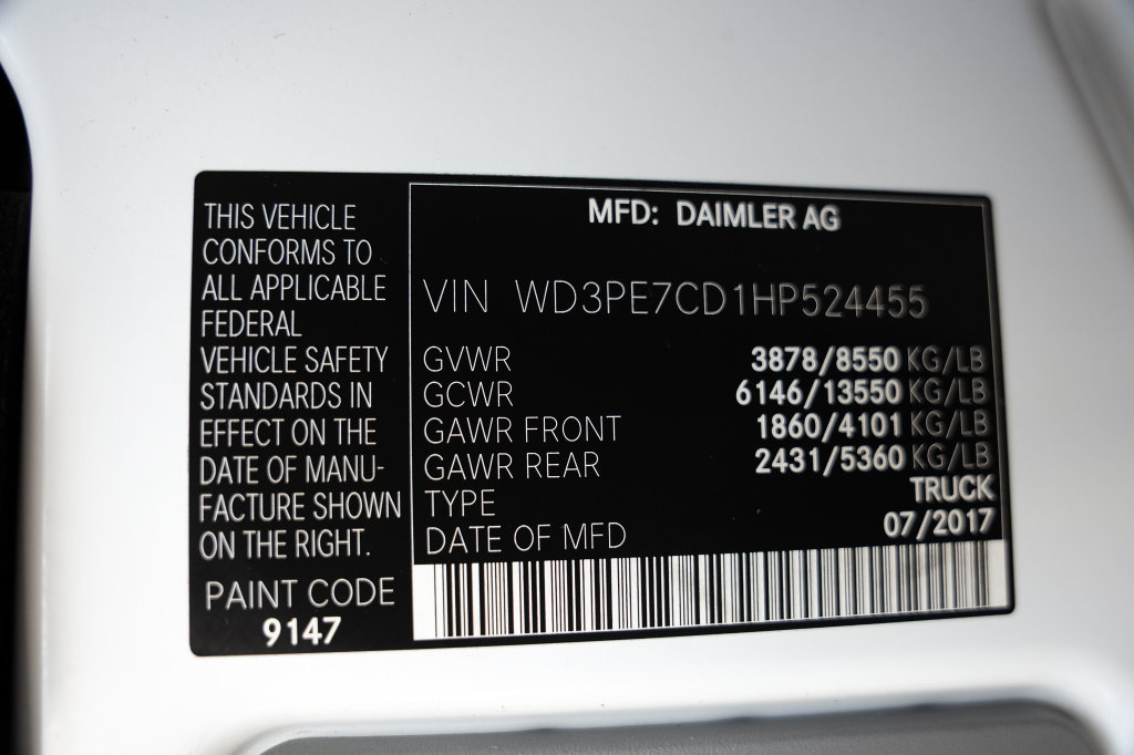 Used 2017 Mercedes-Benz Sprinter 2500 image 34