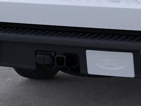 New 2025 Ford Maverick XLT w/ Equipment Group 301A image 23