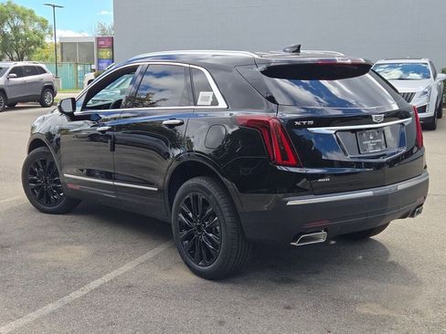 New 2025 Cadillac XT5 Luxury w/ LPO, Red Accent Package image 15