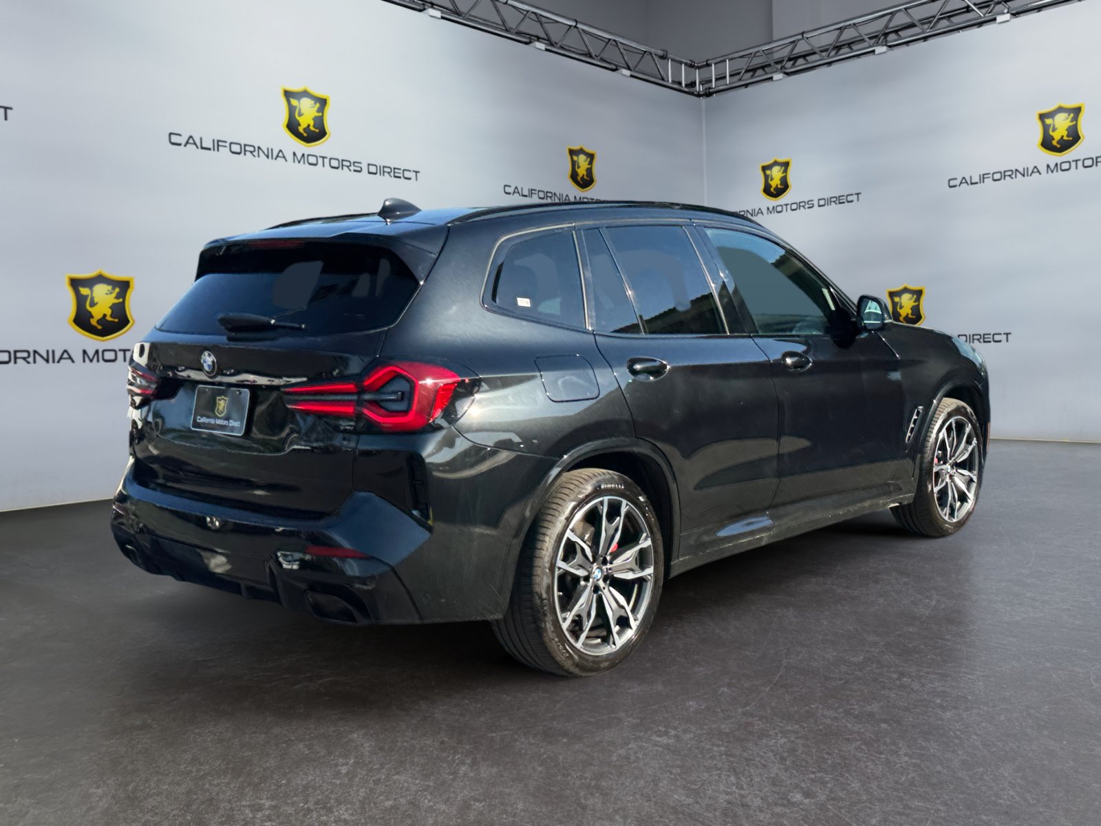 Used 2023 BMW X3 xDrive30i w/ M Sport Package AWD/4WD image 5
