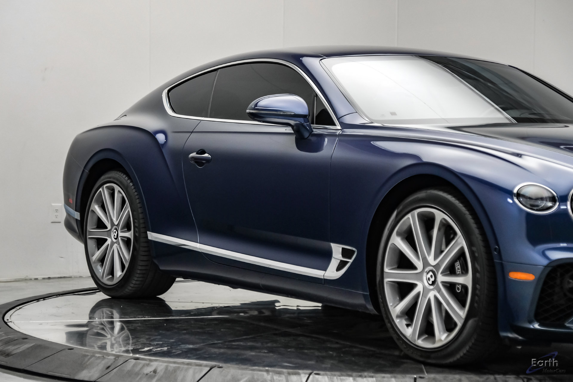 Used 2020 Bentley Continental GT V8 First Edition AWD/4WD image 25