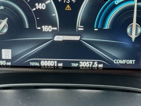 Used 2018 BMW 530e image 8