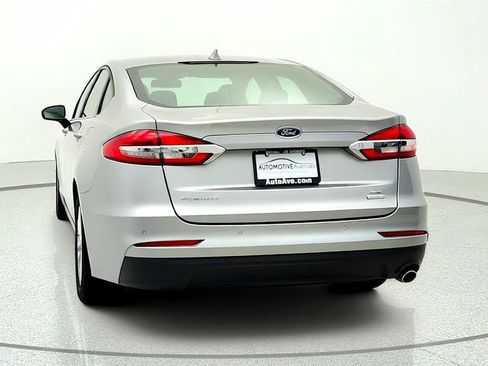 Used 2020 Ford Fusion SE FWD image 6