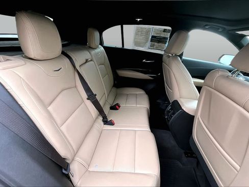 Used 2024 Cadillac XT4 Premium Luxury w/ Technology Package FWD image 20