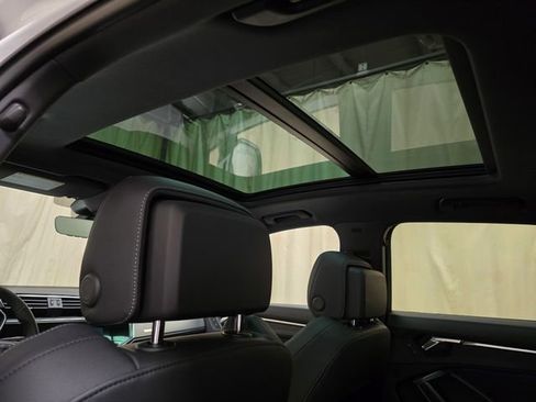 Used 2025 Audi Q3 2.0T Premium w/ Convenience Package image 30