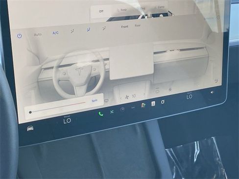 Used 2023 Tesla Model Y Long Range image 31