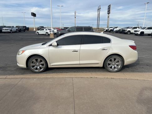 Used 2012 Buick LaCrosse Premium w/ Entertainment Package image 8