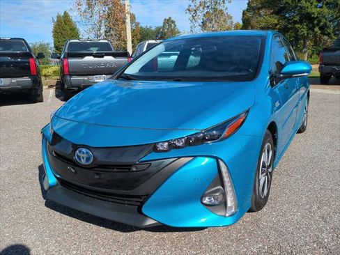 Certified 2018 Toyota Prius Prime Advanced image 2