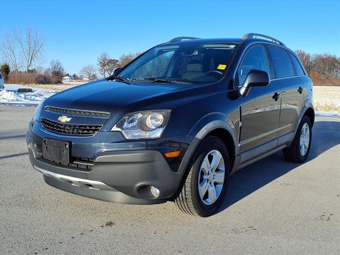 Used 2015 Chevrolet Captiva Sport LS image 3