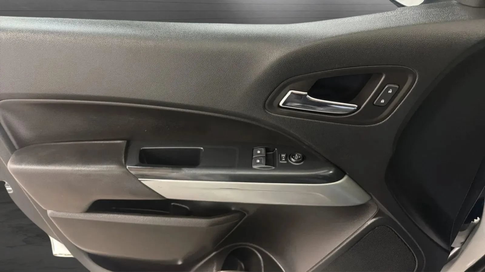 Used 2022 Chevrolet Colorado LT w/ Fleet Safety Package AWD/4WD image 16