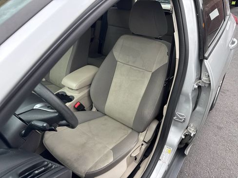 Used 2014 Ford Focus SE w/ SE Winter Package image 33