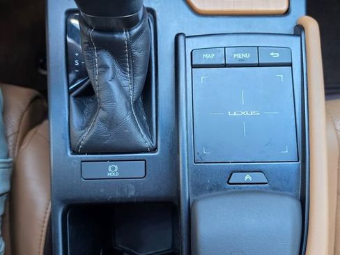 Used 2019 Lexus ES 350 w/ Accessory Package FWD image 30