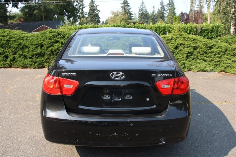 Used 2007 Hyundai Elantra GLS FWD image 11
