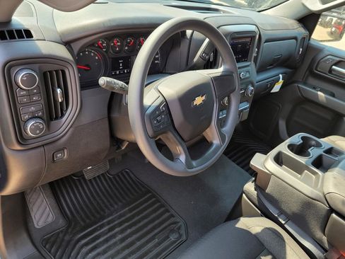 New 2025 Chevrolet Silverado 1500 Custom image 16