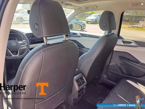 Used 2025 Volkswagen Taos SEL w/ Black Wheel Plus Package image 11