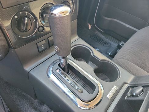 Used 2010 Ford Explorer Sport Trac XLT image 24