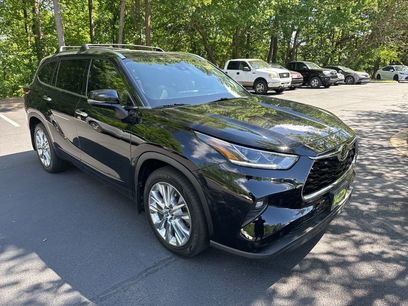 Used 2021 Toyota Highlander Limited