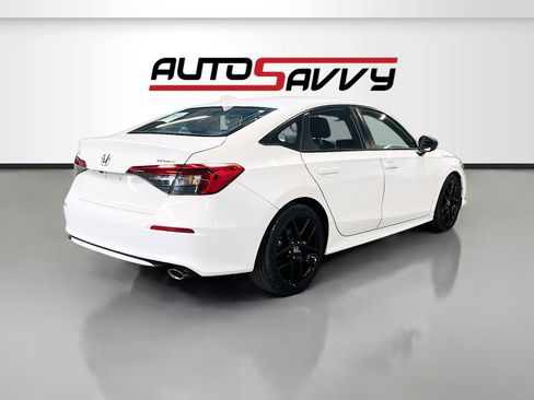 Used 2024 Honda Civic Sport image 7