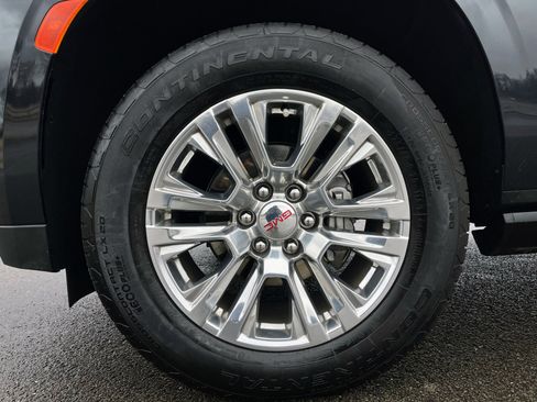 Used 2024 GMC Yukon XL Denali image 18