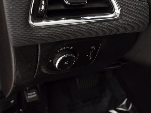 Used 2016 Chevrolet Cruze LT w/ Sun And Sound Package image 30