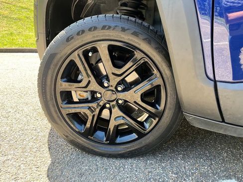 Used 2018 Jeep Renegade Altitude AWD/4WD image 47
