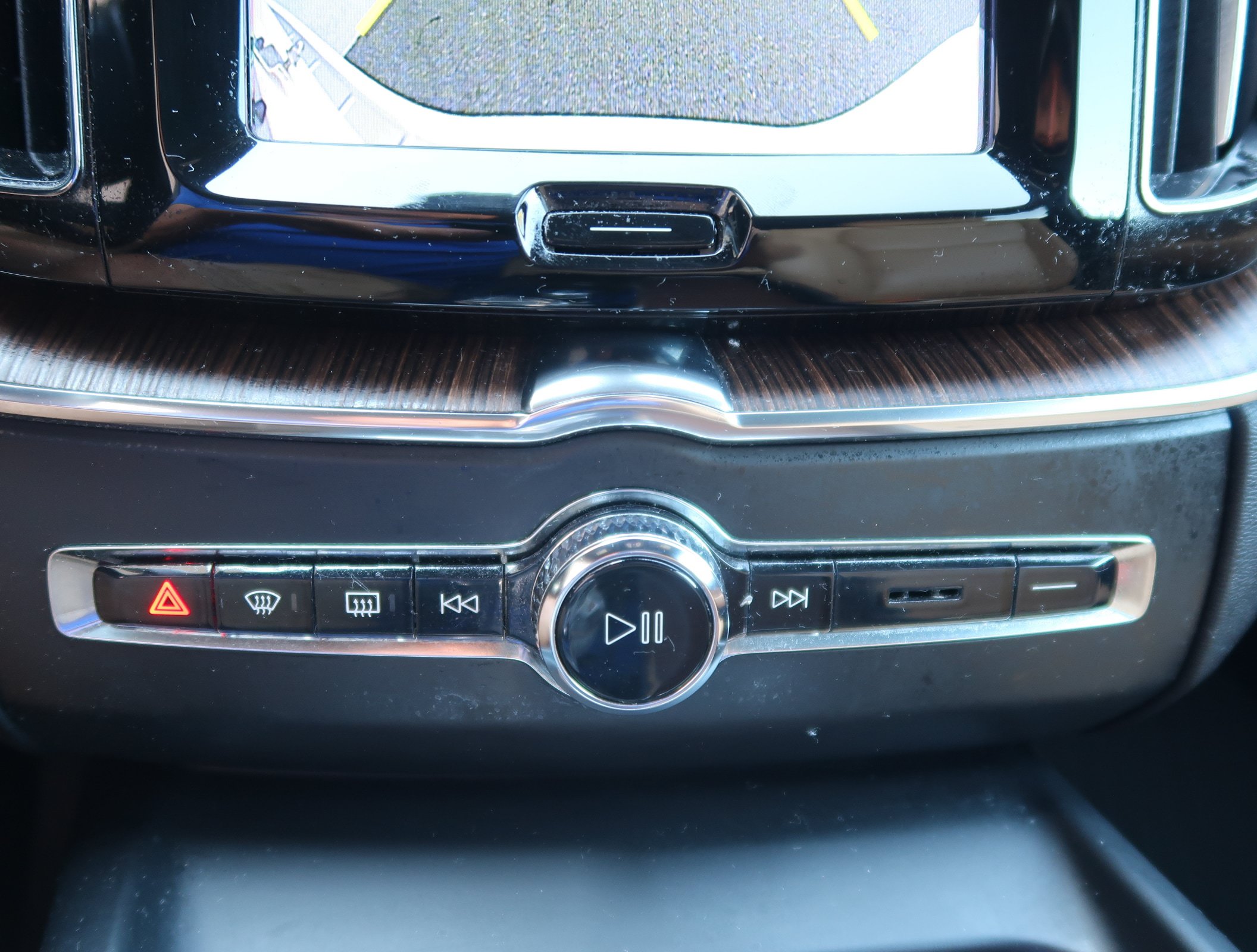 Used 2022 Volvo XC60 B6 Inscription w/ Advanced Package AWD/4WD image 26