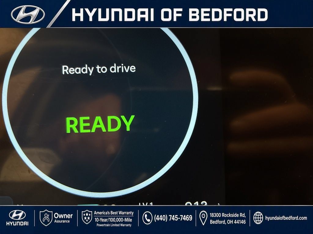 Used 2025 Hyundai Ioniq 5 SEL AWD/4WD image 18