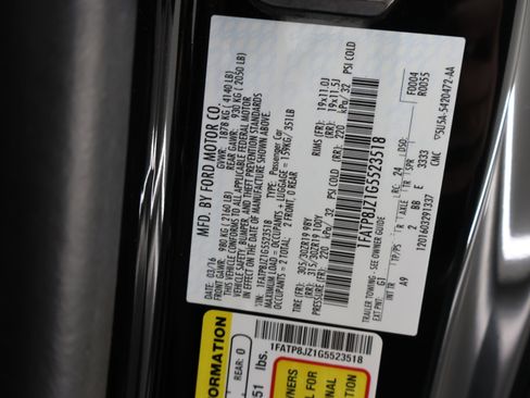 Used 2016 Ford Mustang Shelby GT350R w/ GT350R Equipment Group 920A image 61