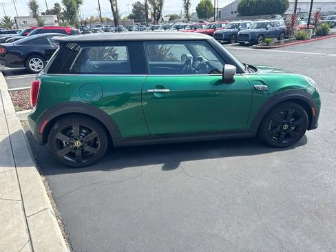 Used 2024 MINI Cooper SE FWD image 7