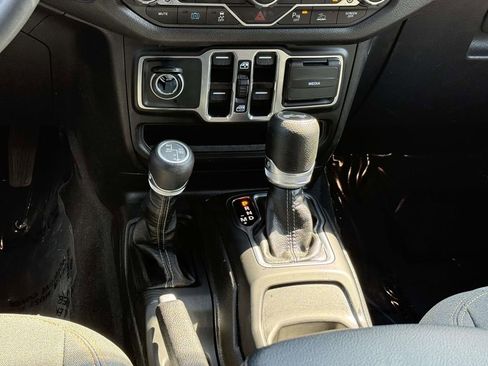 Certified 2025 Jeep Wrangler Unlimited Sport S 4xe w/ Convenience Group AWD/4WD image 23