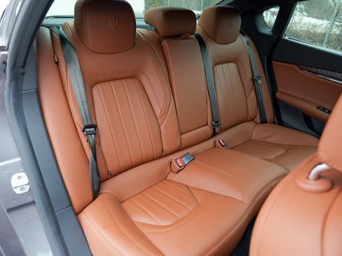 Certified 2023 Maserati Quattroporte Modena Q4 AWD/4WD image 33